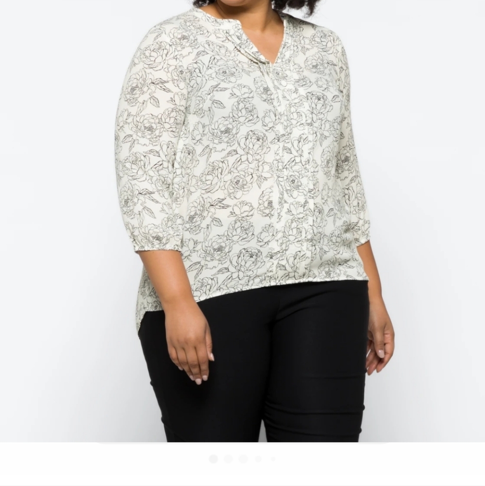 Hawthorne  Blouse Size 2XL Yessie Trumpet Sleeve Split Neck White & Black Floral